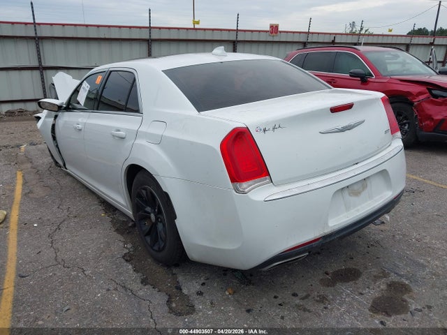 Продажа на аукционе авто 2016 Chrysler 300 Anniversary Edition, vin: 2C3CCAAG7GH212569, номер лота: 44903507