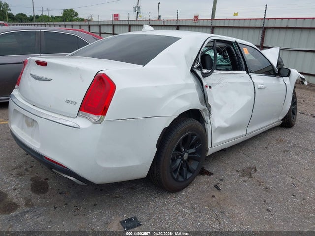 Продажа на аукционе авто 2016 Chrysler 300 Anniversary Edition, vin: 2C3CCAAG7GH212569, номер лота: 44903507
