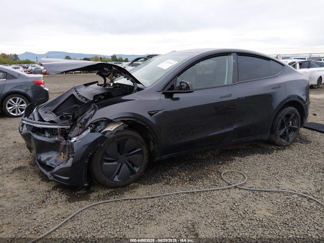 2026 Tesla Model Y Premium Rear-wheel Drive/standard Rear-wheel Drive მანქანა იყიდება აუქციონზე, vin: 7SAYGDEDXTF523293, აუქციონის ნომერი: 44903520