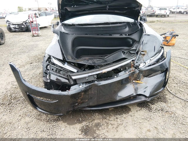 2026 Tesla Model Y Premium Rear-wheel Drive/standard Rear-wheel Drive მანქანა იყიდება აუქციონზე, vin: 7SAYGDEDXTF523293, აუქციონის ნომერი: 44903520