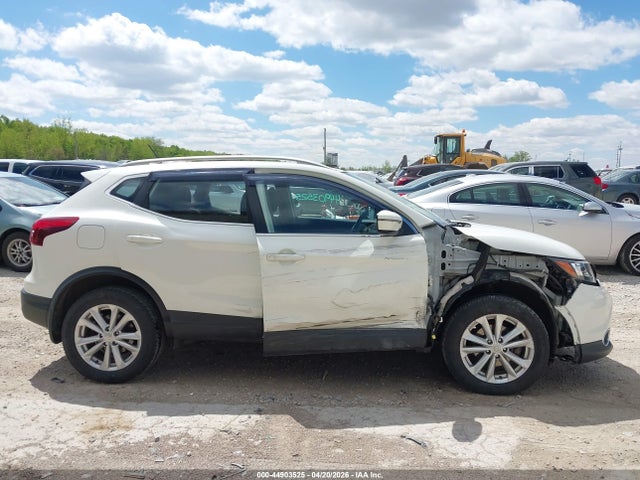 2017 Nissan Rogue Sport Sv მანქანა იყიდება აუქციონზე, vin: JN1BJ1CR6HW143665, აუქციონის ნომერი: 44903525
