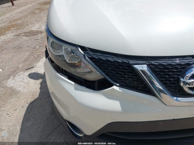 2017 Nissan Rogue Sport Sv მანქანა იყიდება აუქციონზე, vin: JN1BJ1CR6HW143665, აუქციონის ნომერი: 44903525