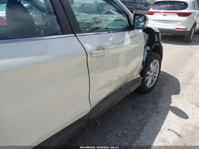 2017 Nissan Rogue Sport Sv მანქანა იყიდება აუქციონზე, vin: JN1BJ1CR6HW143665, აუქციონის ნომერი: 44903525