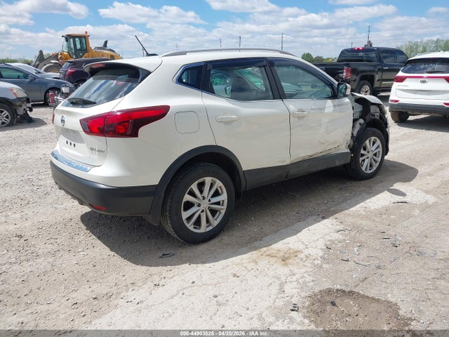 2017 Nissan Rogue Sport Sv მანქანა იყიდება აუქციონზე, vin: JN1BJ1CR6HW143665, აუქციონის ნომერი: 44903525