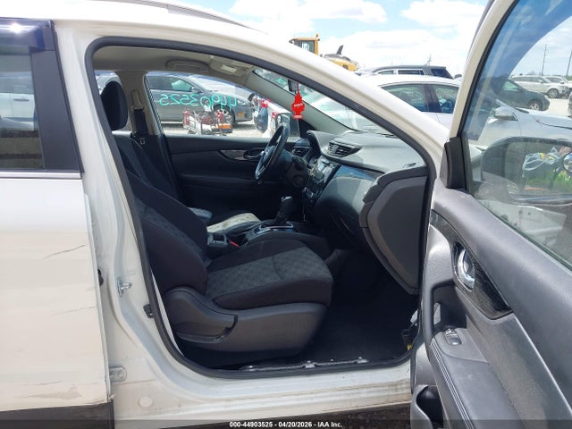 2017 Nissan Rogue Sport Sv მანქანა იყიდება აუქციონზე, vin: JN1BJ1CR6HW143665, აუქციონის ნომერი: 44903525
