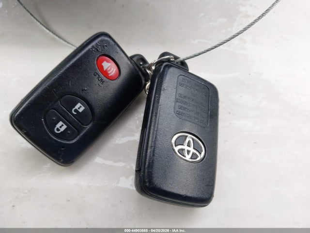 Toyota Prius Two 2015 JTDKN3DU0F0466853 Image 11