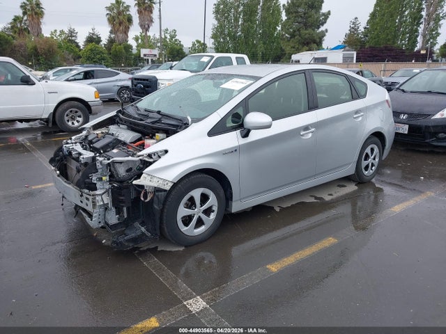 Toyota Prius Two 2015 JTDKN3DU0F0466853 Image 2
