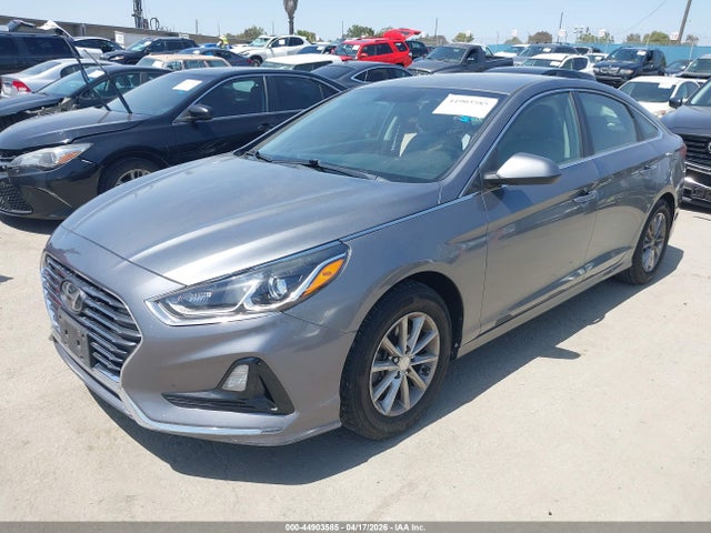 5NPE24AFXJH681881 Hyundai SONATA SE