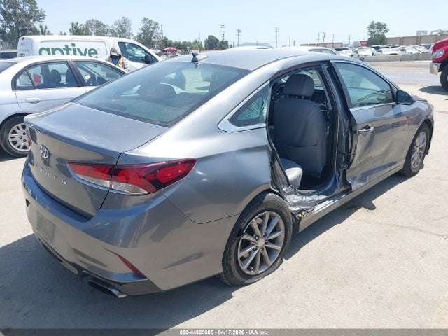 5NPE24AFXJH681881 Hyundai SONATA SE