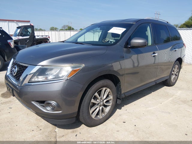 44903603 :رقم المزاد ، 5N1AR2MM2FC710698 vin ، 2015 Nissan Pathfinder S مزاد بيع