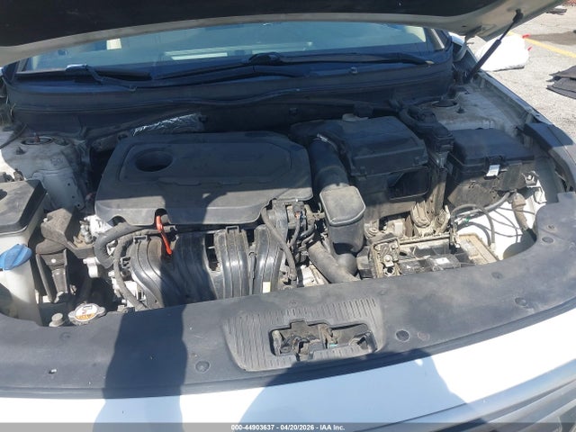 5NPE24AF6FH000963 Hyundai SONATA SE