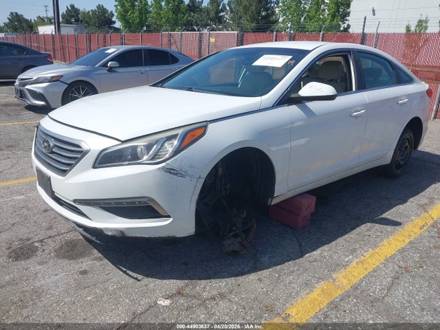 5NPE24AF6FH000963 Hyundai SONATA SE