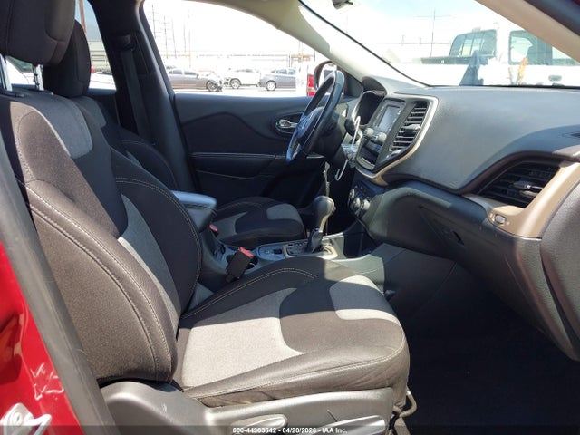 1C4PJLAB0FW632659 Jeep Cherokee Sport