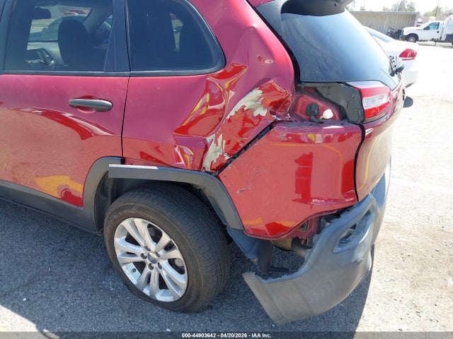 1C4PJLAB0FW632659 Jeep Cherokee Sport