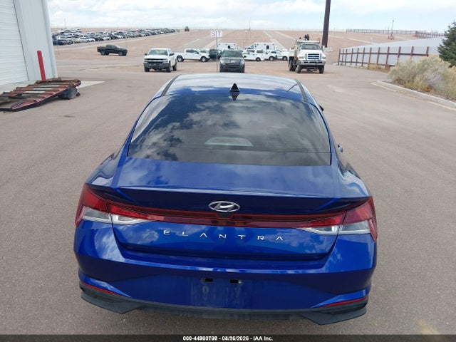5NPLL4AG4MH046544 Hyundai ELANTRA SE