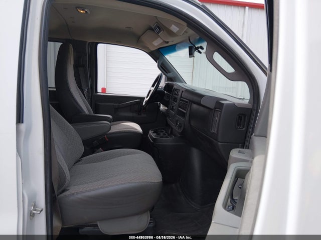 1GAZGPFG9H1293816 Chevrolet Express 3500 Lt