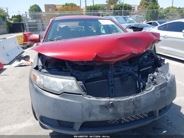 2012 Kia Forte Ex მანქანა იყიდება აუქციონზე, vin: KNAFU4A2XC5564202, აუქციონის ნომერი: 44903705