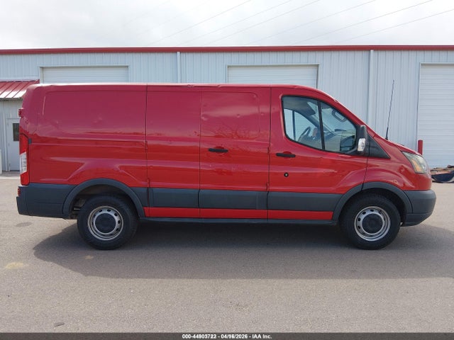 Ford Transit-150 2015 1FTNE1ZM8FKB27983 Image 18