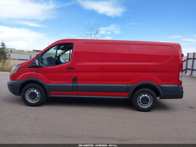 Ford Transit-150 2015 1FTNE1ZM8FKB27983 Image 19