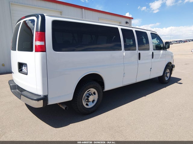 1GAZGPFG8J1275071 Chevrolet Express 3500 Lt