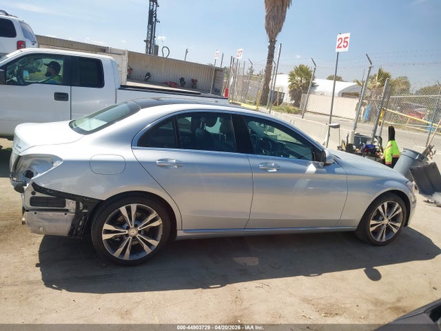 Продаж на аукціоні авто 2015 Mercedes-benz C 300 4matic, vin: 55SWF4KB6FU024472, номер лоту: 44903729