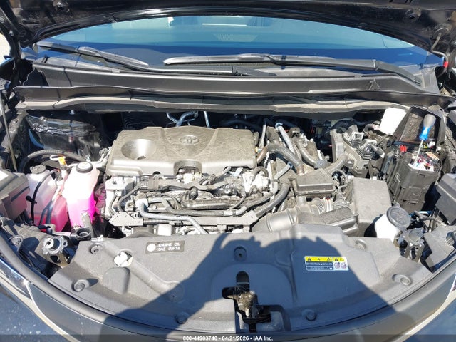 5TDYRKEC2TS291738 Toyota SIENNA XLE