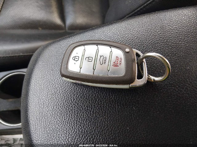 Aukcja sprzedaży 2016 Hyundai Elantra Limited, vin: KMHDH4AE7GU576002, numer aukcji: 44903759