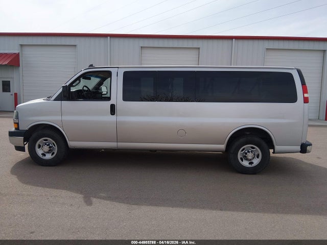 1GAZGPFG2J1299642 Chevrolet Express 3500 Lt