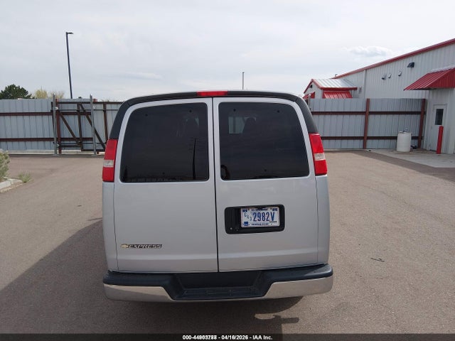1GAZGPFG2J1299642 Chevrolet Express 3500 Lt
