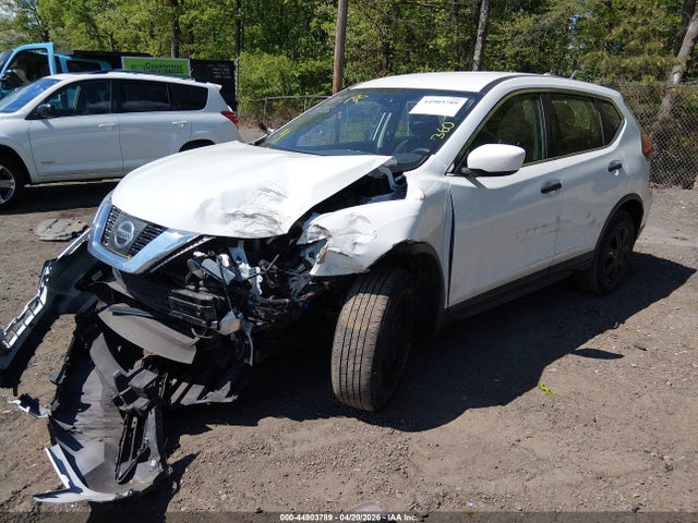2017 Nissan Rogue S მანქანა იყიდება აუქციონზე, vin: KNMAT2MV8HP613385, აუქციონის ნომერი: 44903789