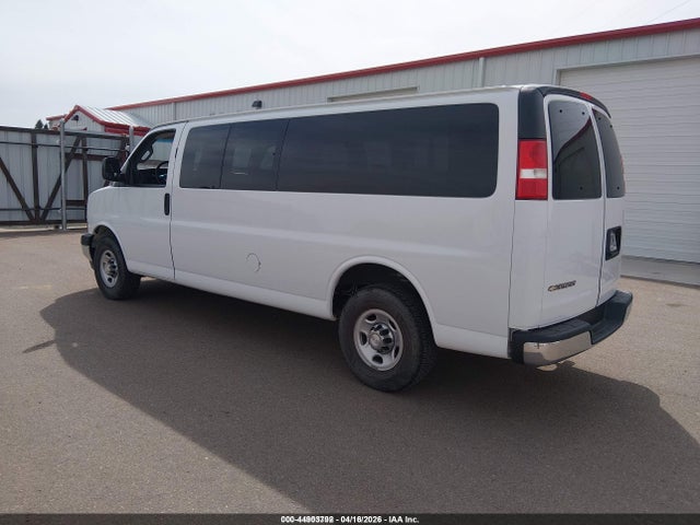 1GAZGPFG7J1301398 Chevrolet Express 3500 Lt