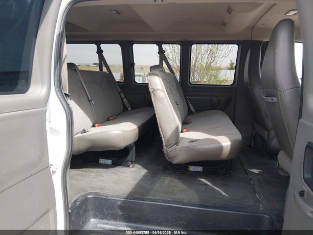 1GAZGPFG7J1301398 Chevrolet Express 3500 Lt