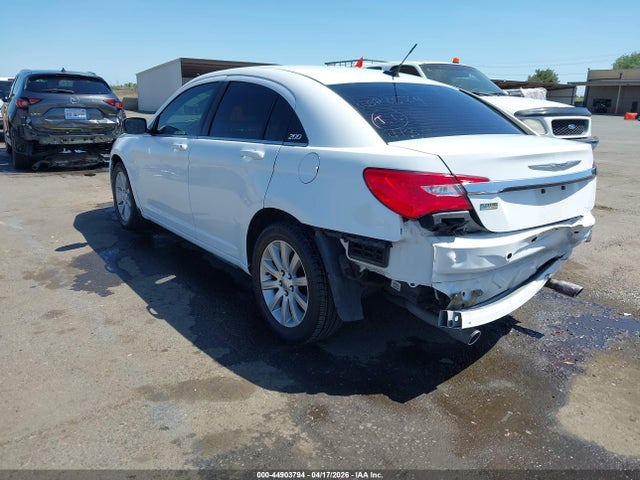 2014 Chrysler 200 Touring მანქანა იყიდება აუქციონზე, vin: 1C3CCBBGXEN144857, აუქციონის ნომერი: 44903794