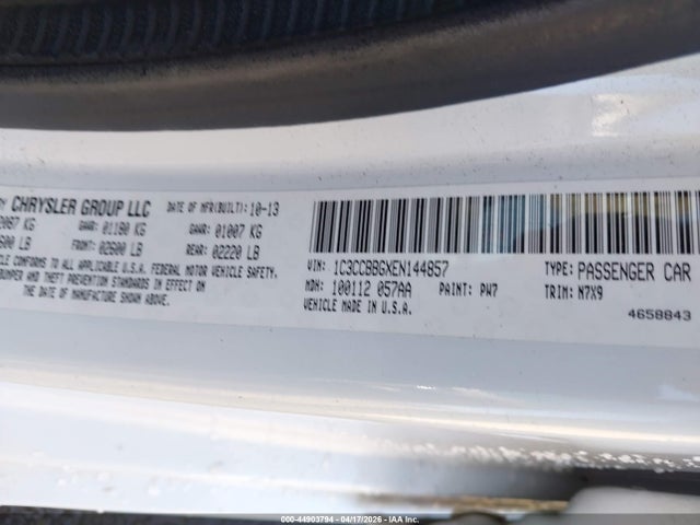 2014 Chrysler 200 Touring მანქანა იყიდება აუქციონზე, vin: 1C3CCBBGXEN144857, აუქციონის ნომერი: 44903794