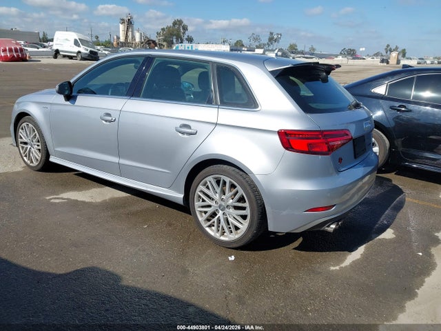 WAUTPBFF7JA070930 Audi A3 E-tron 1.4t Premium/1.4t Tech Premium