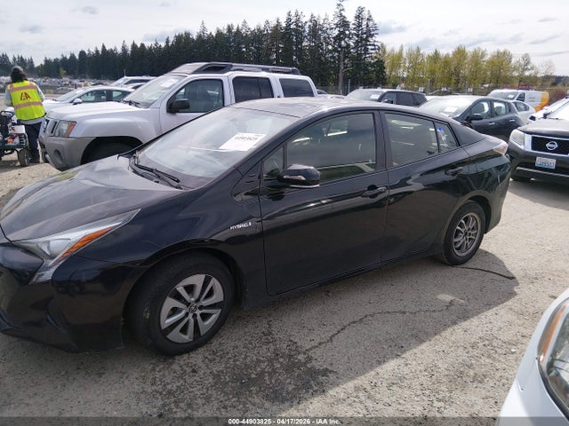 Toyota Prius Three 2016 JTDKARFU7G3003197 Image 14