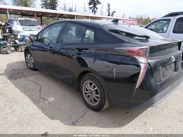 Toyota Prius Three 2016 JTDKARFU7G3003197 Image 3