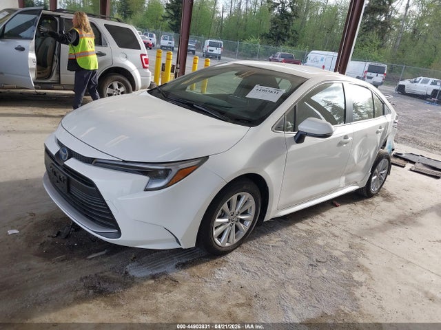 44903831 :رقم المزاد ، JTDBCMFE9R3047131 vin ، 2024 Toyota Corolla Hybrid Xle مزاد بيع