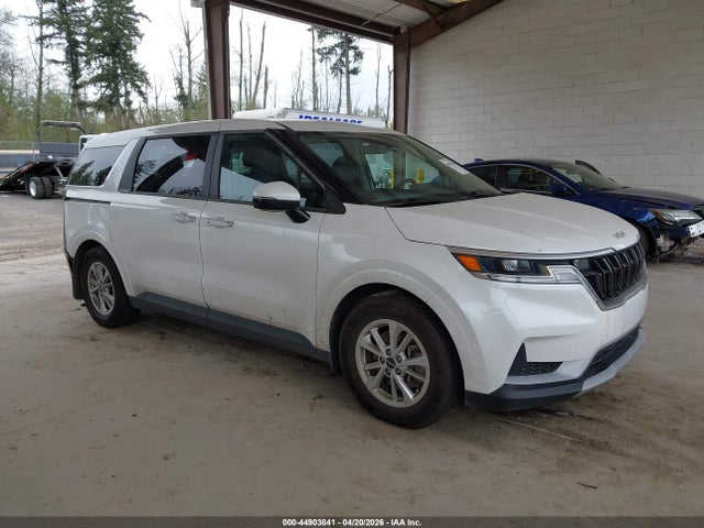 44903841 :رقم المزاد ، KNDNB4H3XP6215804 vin ، 2023 Kia Carnival Mpv Lx مزاد بيع