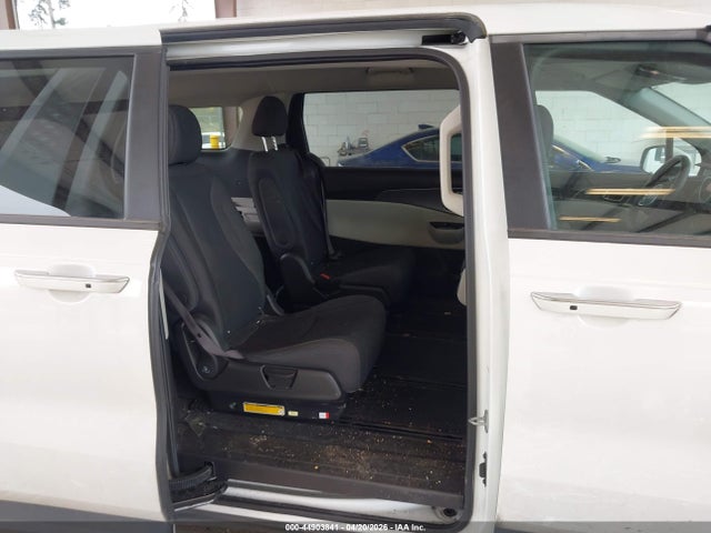 KIA Carnival Mpv Lx 2023 KNDNB4H3XP6215804 Image 8