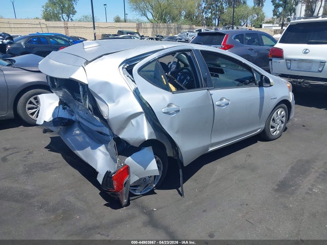JTDKDTB30F1098438 Toyota Prius C Two