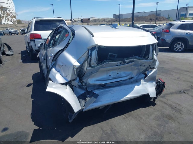 JTDKDTB30F1098438 Toyota Prius C Two
