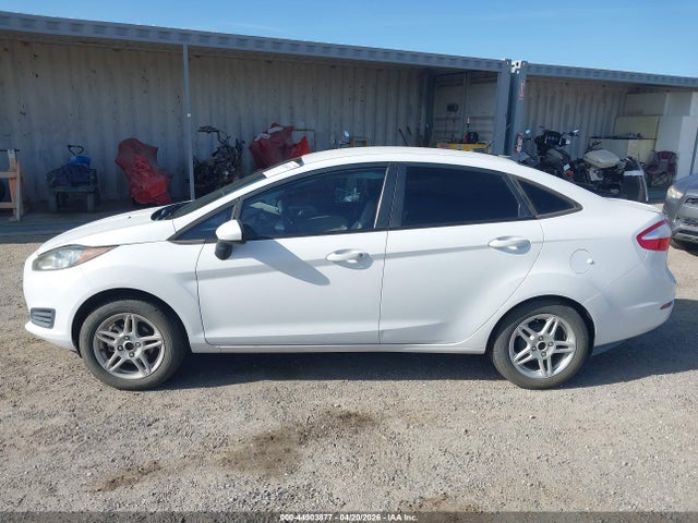 Ford FIESTA SE 2018 3FADP4BJ9JM141065 Image 14