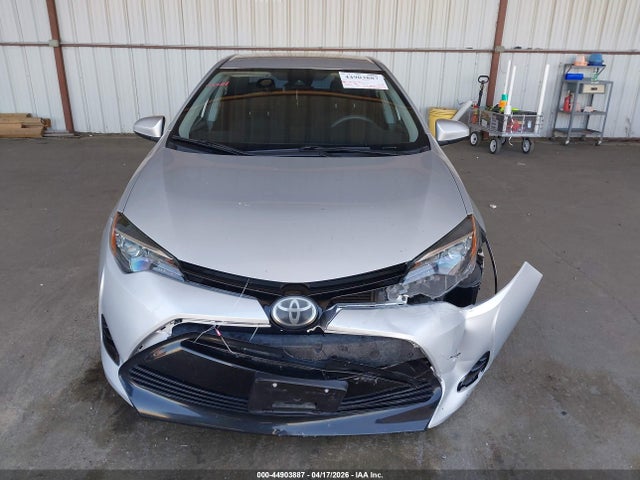 Toyota COROLLA LE 2018 5YFBURHE7JP853987 Image 12