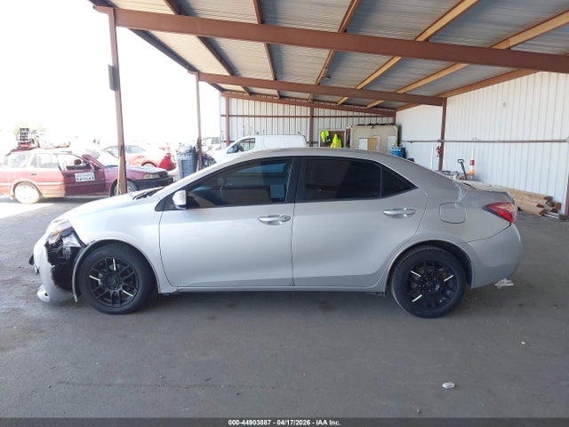 Toyota COROLLA LE 2018 5YFBURHE7JP853987 Image 14