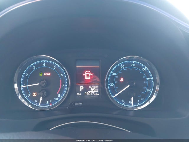 Toyota COROLLA LE 2018 5YFBURHE7JP853987 Image 7