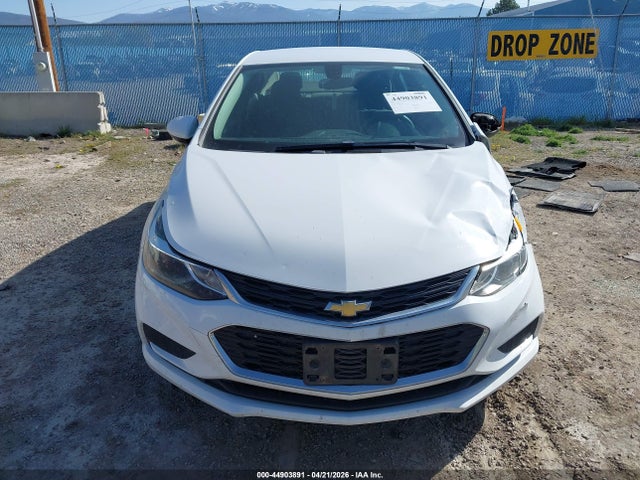1G1BE5SM4J7140576 Chevrolet Cruze Lt Auto