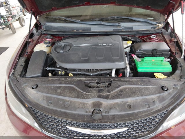 Продажа на аукционе авто 2015 Chrysler 200 S, vin: 1C3CCCBG3FN548137, номер лота: 44903898