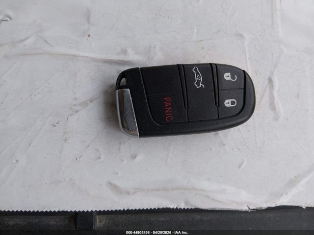 Продажа на аукционе авто 2015 Chrysler 200 S, vin: 1C3CCCBG3FN548137, номер лота: 44903898