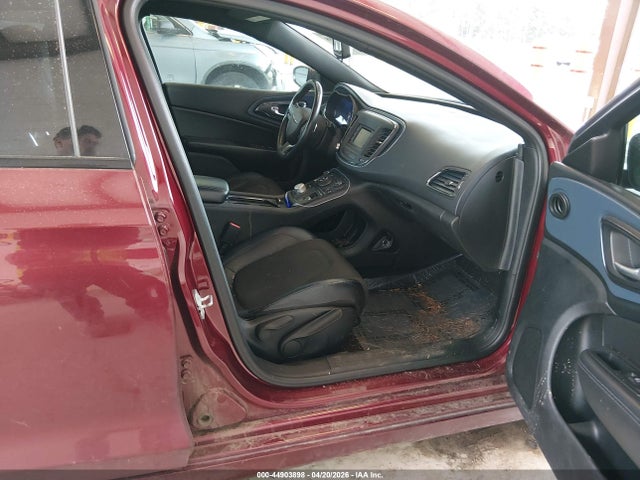 Продажа на аукционе авто 2015 Chrysler 200 S, vin: 1C3CCCBG3FN548137, номер лота: 44903898